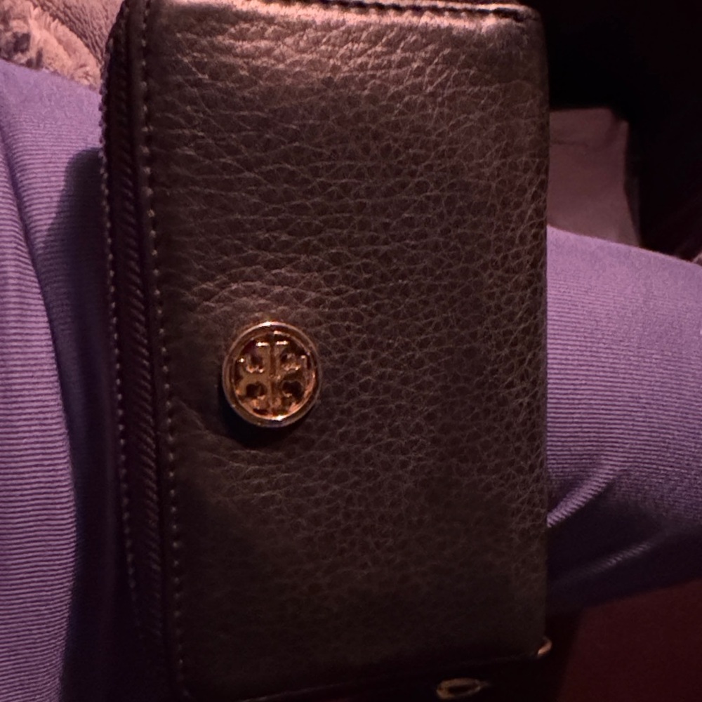 Tory Burch Black Textured Wallet